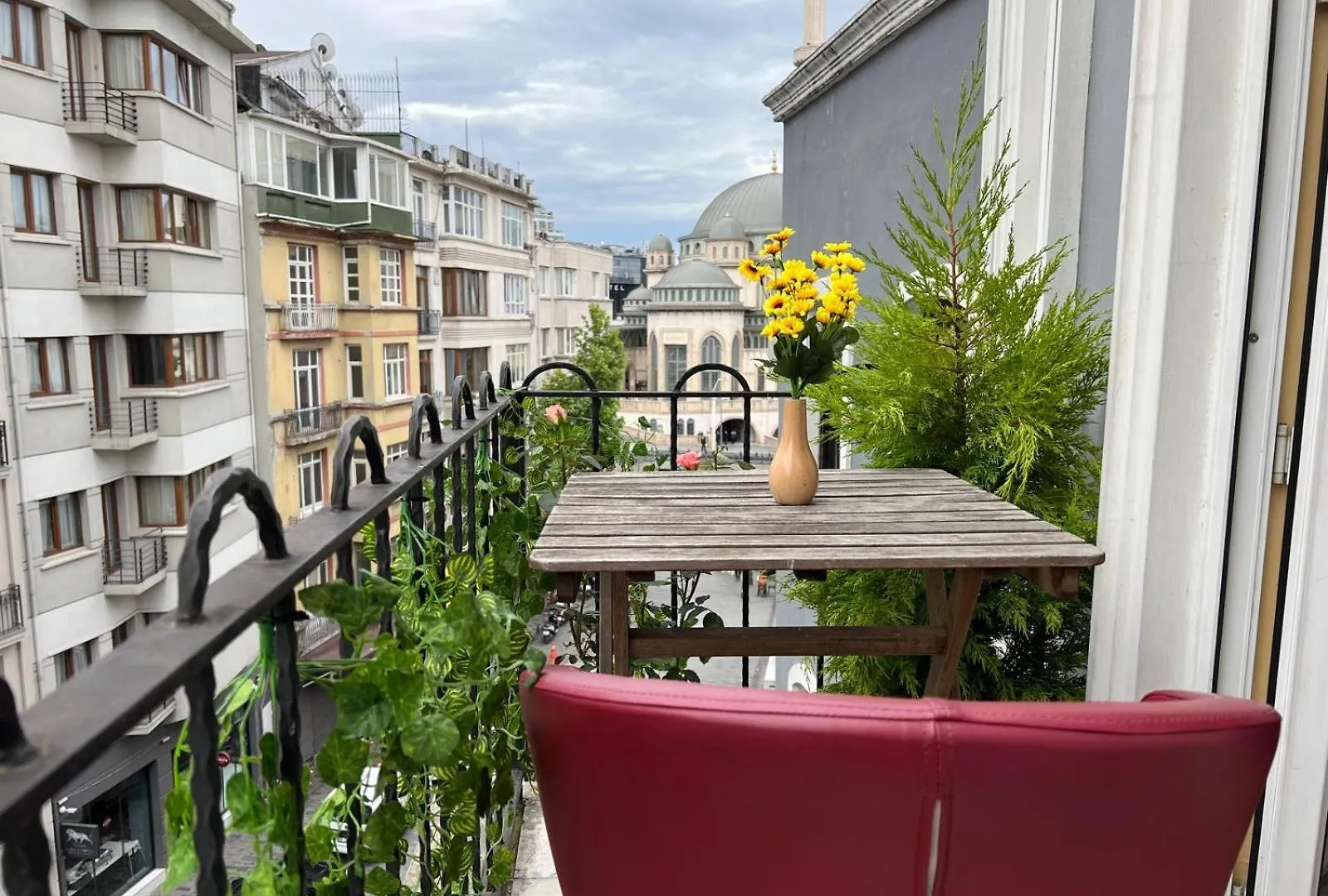 Taksim Stella Suites location